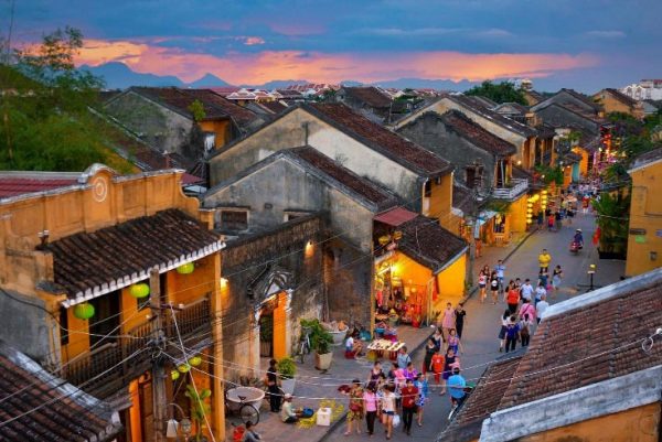 06d05n Hanoi – Ha Long Bay – Bana Hill (Golden Bridge) – Hoi An Ancient Town